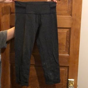 Lululemon Acro Yoga Capri Pants